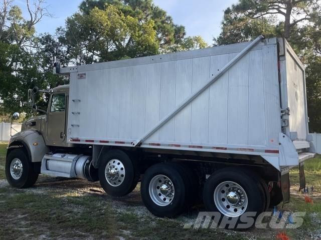 Peterbilt 348 ダンプ