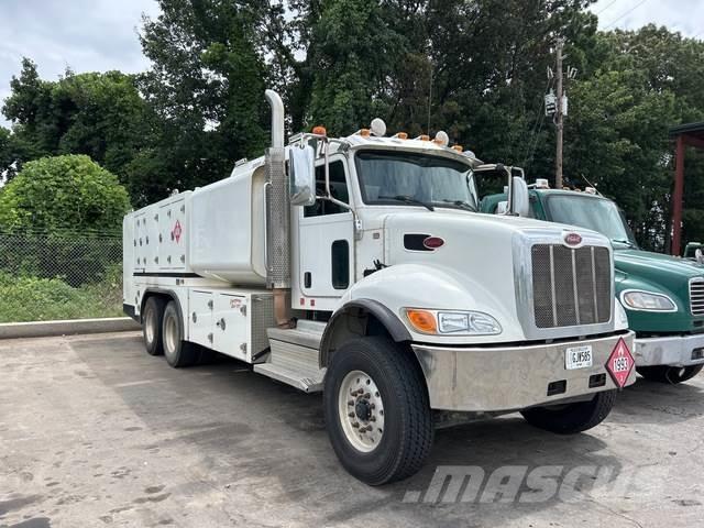 Peterbilt 348 タンカートラック