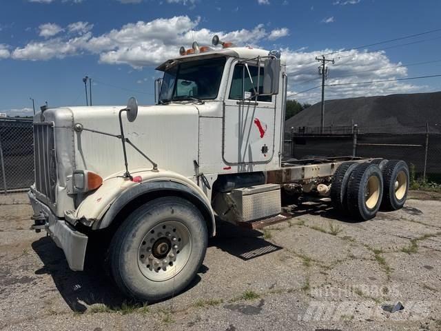 Peterbilt 357 中古トラクターヘッド | トレーラーヘッド