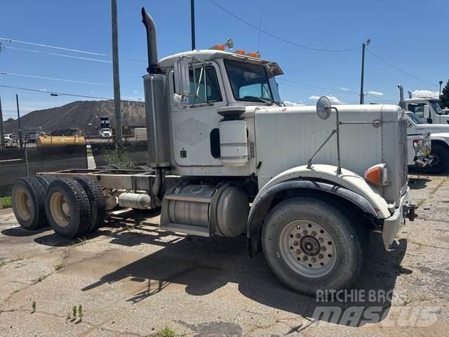 Peterbilt 357 中古トラクターヘッド | トレーラーヘッド
