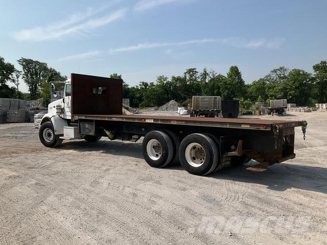 Peterbilt 357 平ボディー