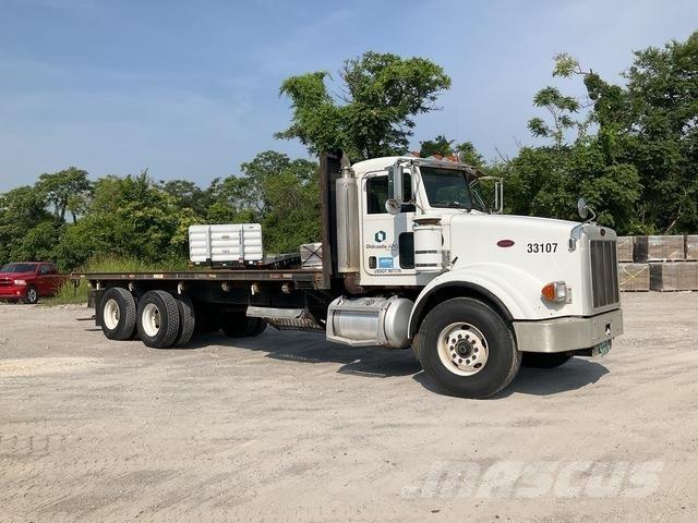 Peterbilt 357 平ボディー