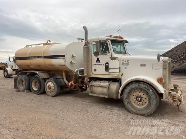 Peterbilt 357 給水車