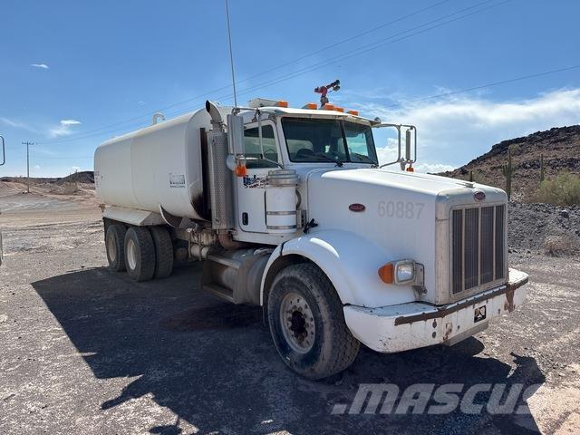Peterbilt 357 給水車