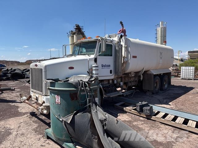 Peterbilt 357 給水車