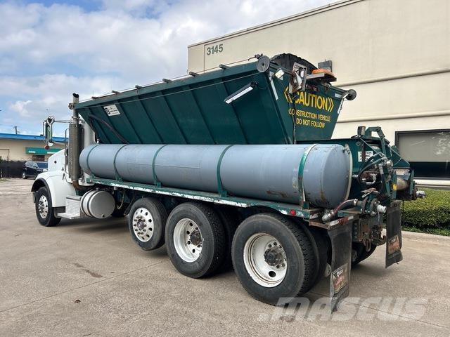 Peterbilt 357 ミキサー車