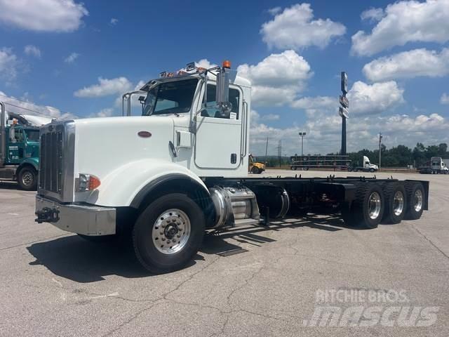 Peterbilt 365 キャビン及び内装