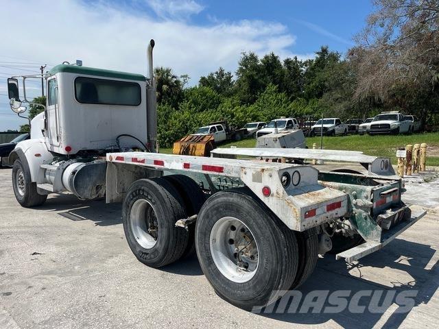 Peterbilt 365 キャビン及び内装