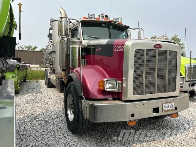 Peterbilt 367 コンバイン／バキュームトラック