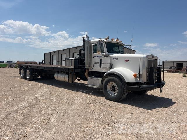 Peterbilt 367 平ボディー