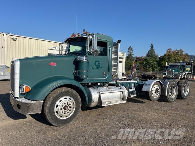 Peterbilt 367 中古トラクターヘッド | トレーラーヘッド