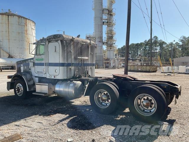 Peterbilt 372 中古トラクターヘッド | トレーラーヘッド