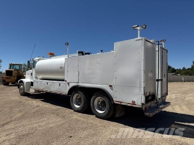 Peterbilt 375 タンカートラック