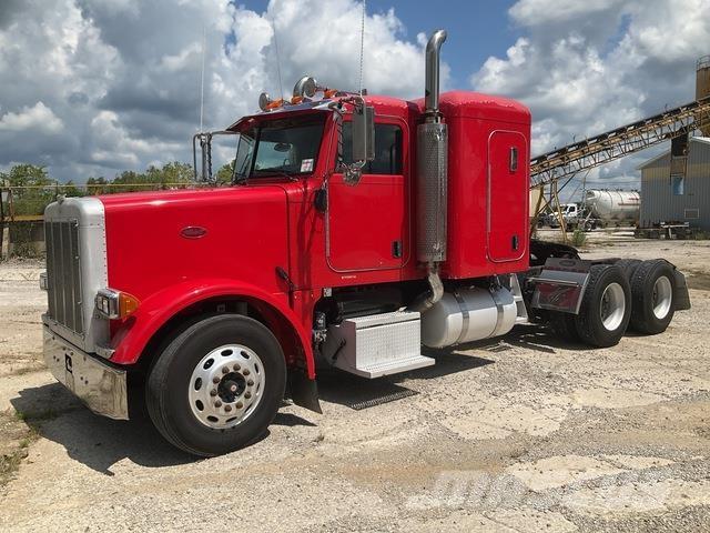 Peterbilt 378 中古トラクターヘッド | トレーラーヘッド