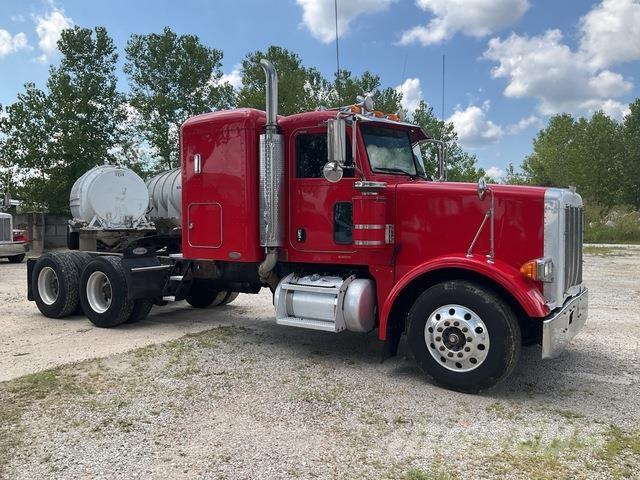 Peterbilt 378 中古トラクターヘッド | トレーラーヘッド