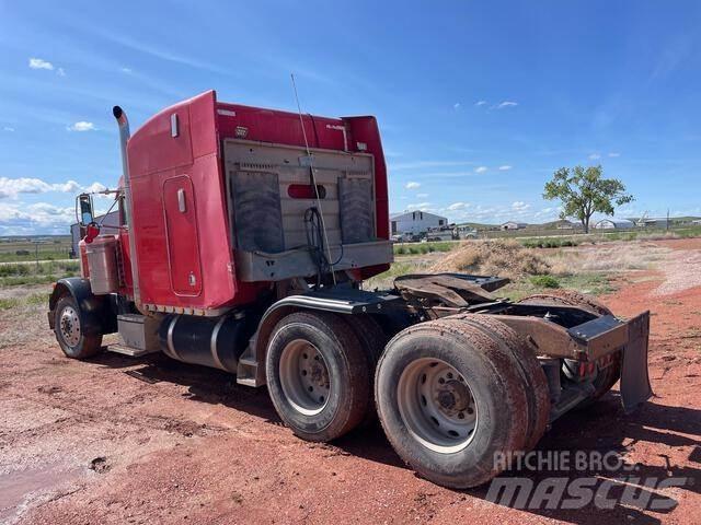Peterbilt 379 中古トラクターヘッド | トレーラーヘッド