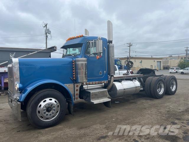 Peterbilt 379 中古トラクターヘッド | トレーラーヘッド