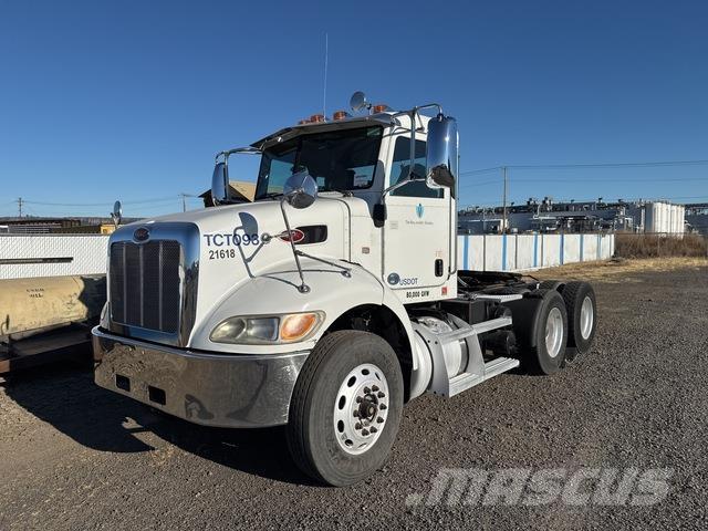 Peterbilt 382 中古トラクターヘッド | トレーラーヘッド