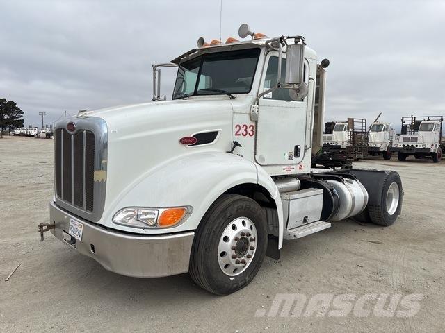 Peterbilt 384 中古トラクターヘッド | トレーラーヘッド