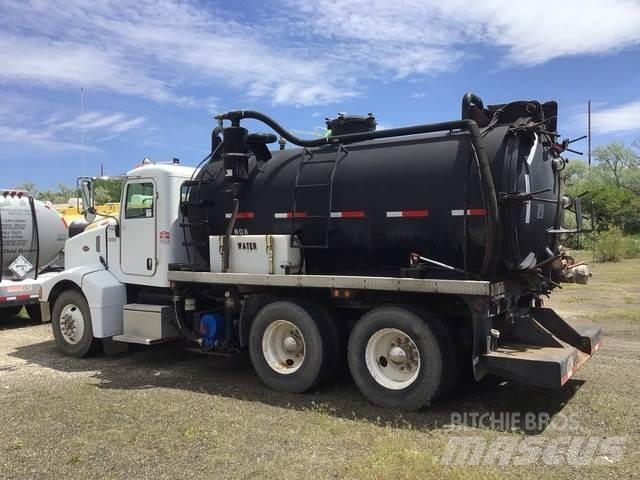 Peterbilt 385 コンバイン／バキュームトラック