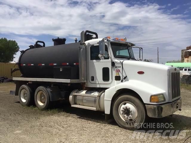 Peterbilt 385 コンバイン／バキュームトラック