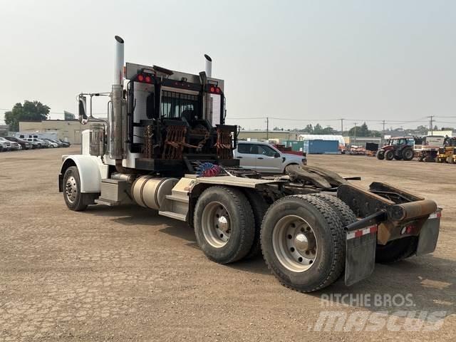 Peterbilt 388 レッカー車