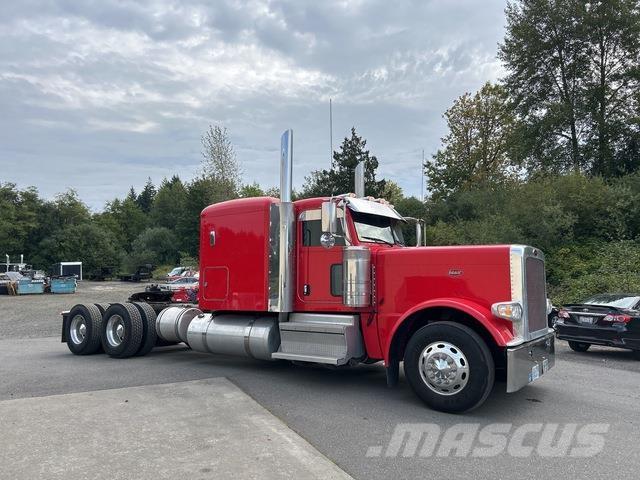 Peterbilt 389 中古トラクターヘッド | トレーラーヘッド