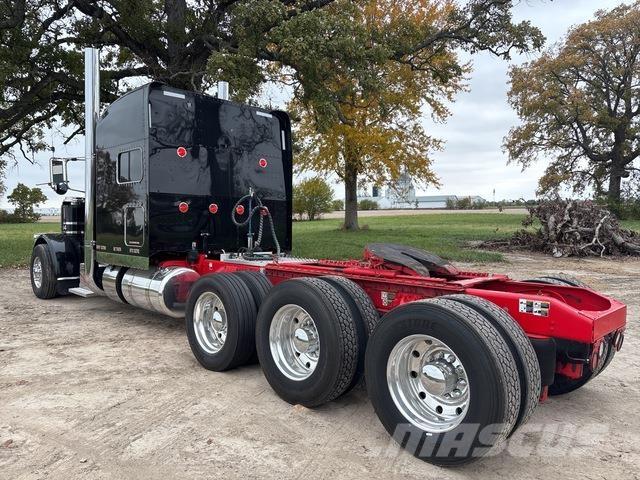 Peterbilt 389 中古トラクターヘッド | トレーラーヘッド