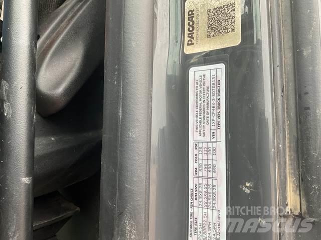 Peterbilt 567 中古トラクターヘッド | トレーラーヘッド