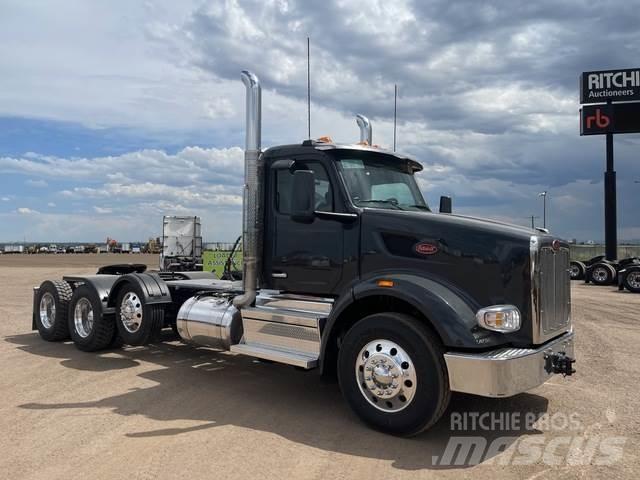 Peterbilt 567 中古トラクターヘッド | トレーラーヘッド