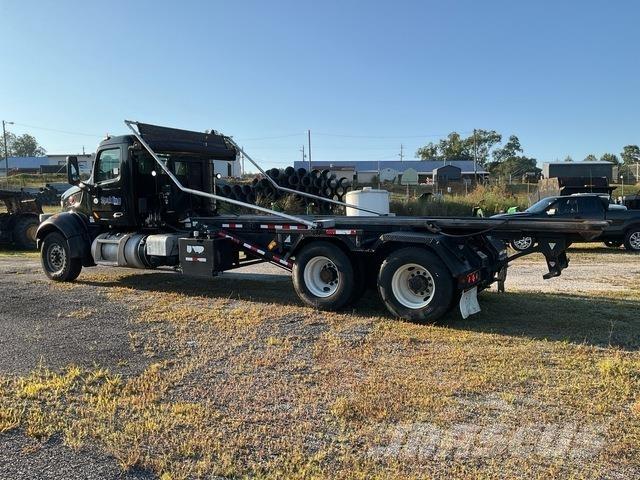 Peterbilt 567 スキップローダートラック