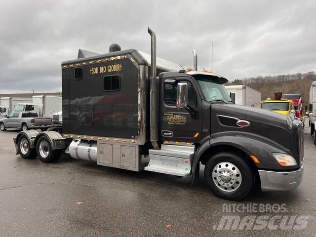 Peterbilt 579 中古トラクターヘッド | トレーラーヘッド