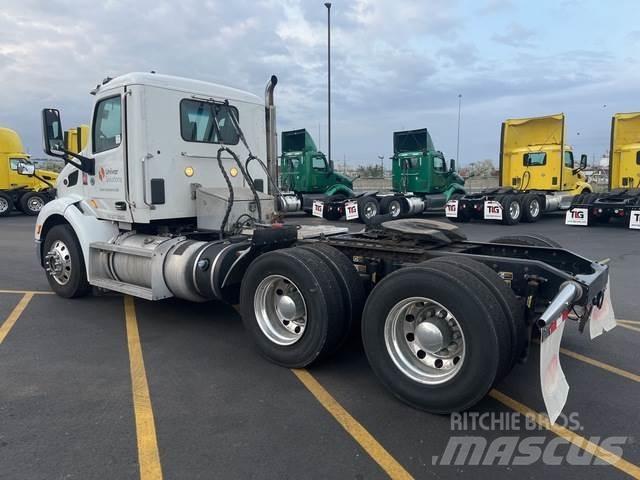Peterbilt 579 中古トラクターヘッド | トレーラーヘッド