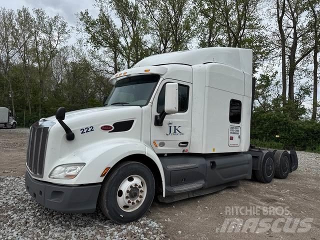 Peterbilt 579 中古トラクターヘッド | トレーラーヘッド