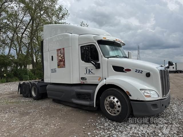 Peterbilt 579 中古トラクターヘッド | トレーラーヘッド