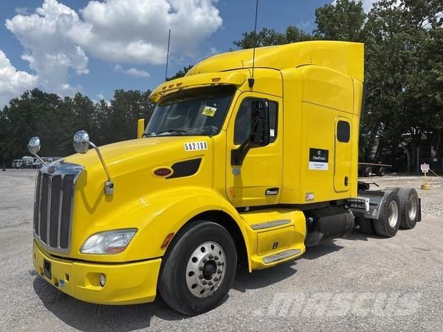 Peterbilt 579 中古トラクターヘッド | トレーラーヘッド