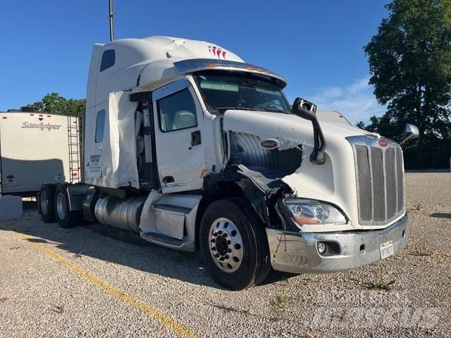 Peterbilt 579 中古トラクターヘッド | トレーラーヘッド