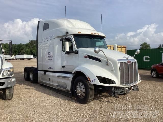 Peterbilt 579 中古トラクターヘッド | トレーラーヘッド