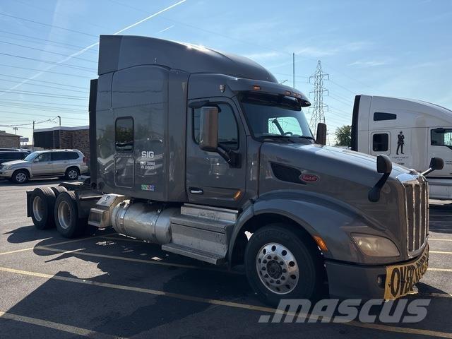 Peterbilt 579 中古トラクターヘッド | トレーラーヘッド