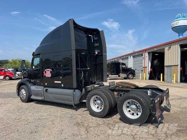 Peterbilt 579 中古トラクターヘッド | トレーラーヘッド