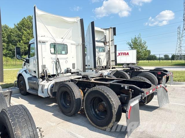 Peterbilt 579 中古トラクターヘッド | トレーラーヘッド