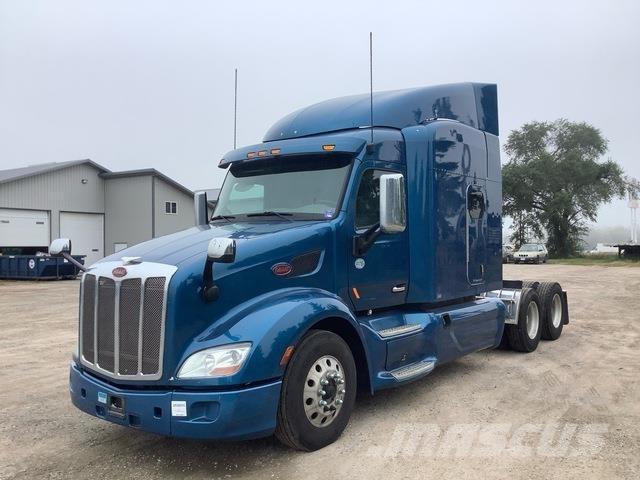 Peterbilt 579 中古トラクターヘッド | トレーラーヘッド