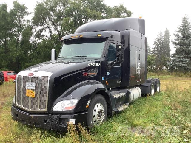Peterbilt 579 中古トラクターヘッド | トレーラーヘッド