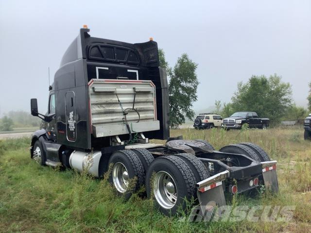 Peterbilt 579 中古トラクターヘッド | トレーラーヘッド