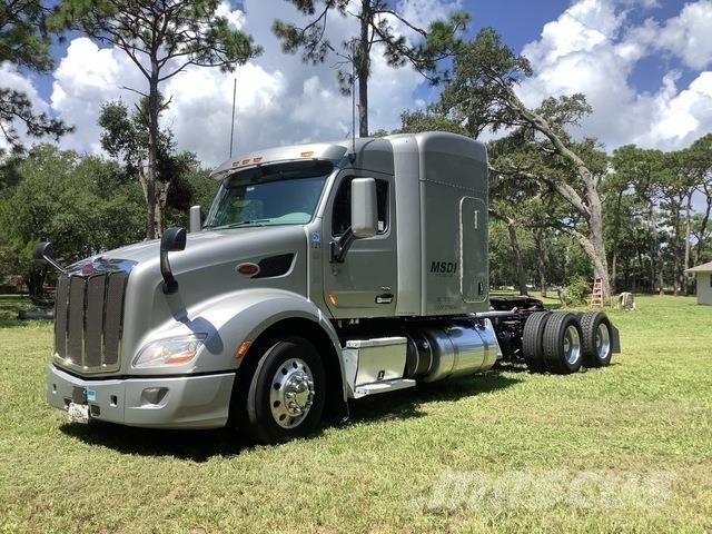 Peterbilt 579 中古トラクターヘッド | トレーラーヘッド