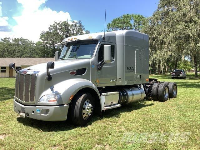 Peterbilt 579 中古トラクターヘッド | トレーラーヘッド