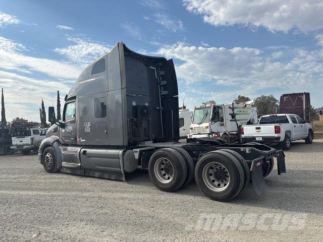 Peterbilt 579 中古トラクターヘッド | トレーラーヘッド