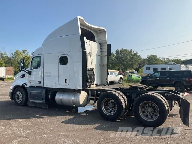 Peterbilt 579 中古トラクターヘッド | トレーラーヘッド