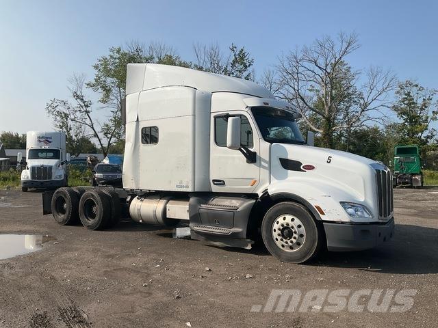 Peterbilt 579 中古トラクターヘッド | トレーラーヘッド
