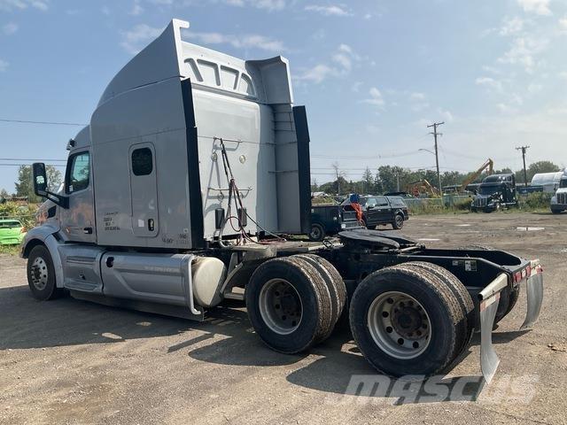 Peterbilt 579 中古トラクターヘッド | トレーラーヘッド